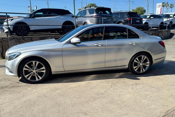 2014 Mercedes-Benz C-Class W205 C200 Sedan Image 8