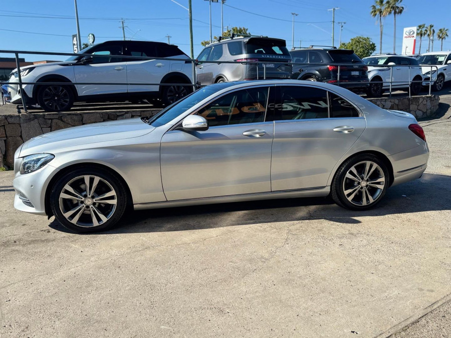 2014 Mercedes-Benz C-Class W205 C200 Sedan Image 8