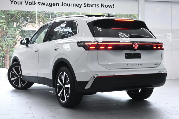 2025 Volkswagen Tiguan CT 150TSI Elegance SUV Image 2