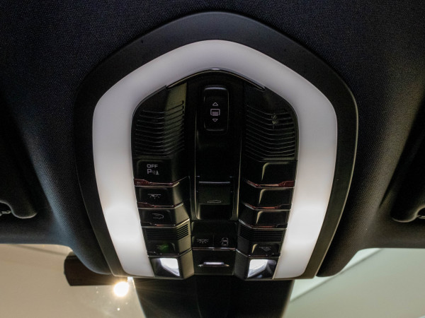 2022 MY23 Porsche Macan 95B GTS SUV image 27