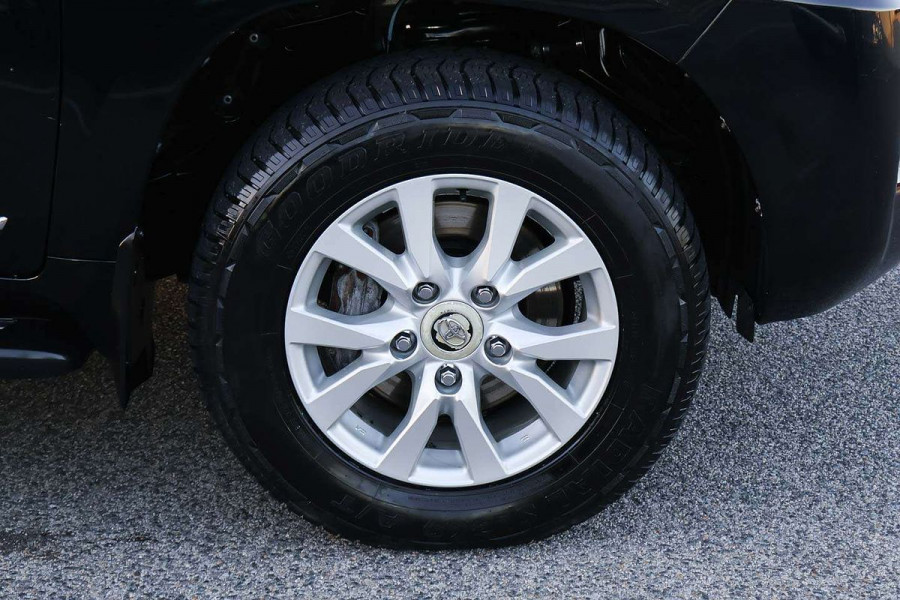 2018 Toyota LandCruiser VDJ200R Sahara SUV Image 19