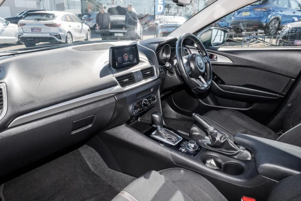 2016 Mazda 3 BN Series Maxx Sport Hatch Image 8