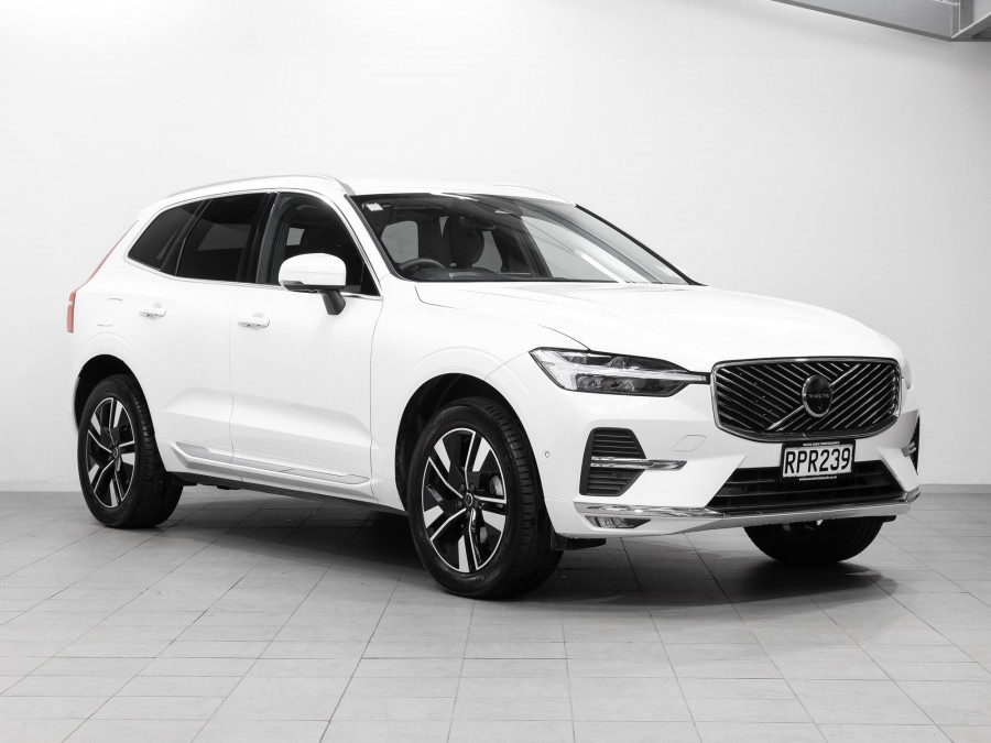 2026 Volvo XC60 UZ B5 Plus 2L Mild Hybrid AWD SUV Image 1