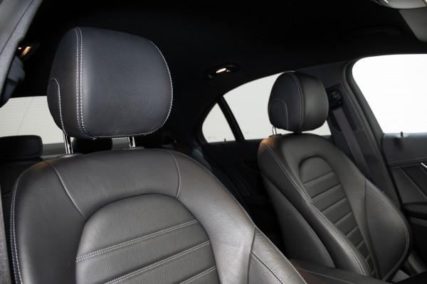 2019 Mercedes-Benz C-Class C300 Sedan Image 4