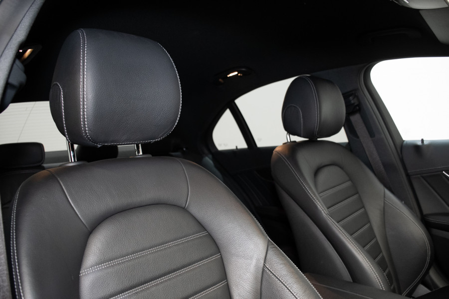 2019 Mercedes-Benz C-Class C300 Sedan Image 4