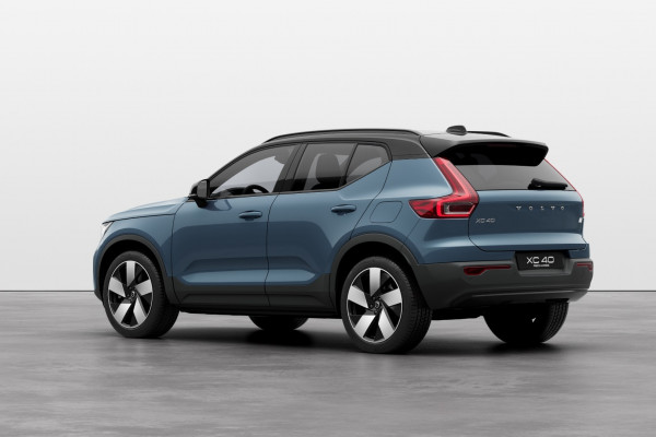 2024 Volvo XC40  Recharge Twin Pure Electric SUV Image 3