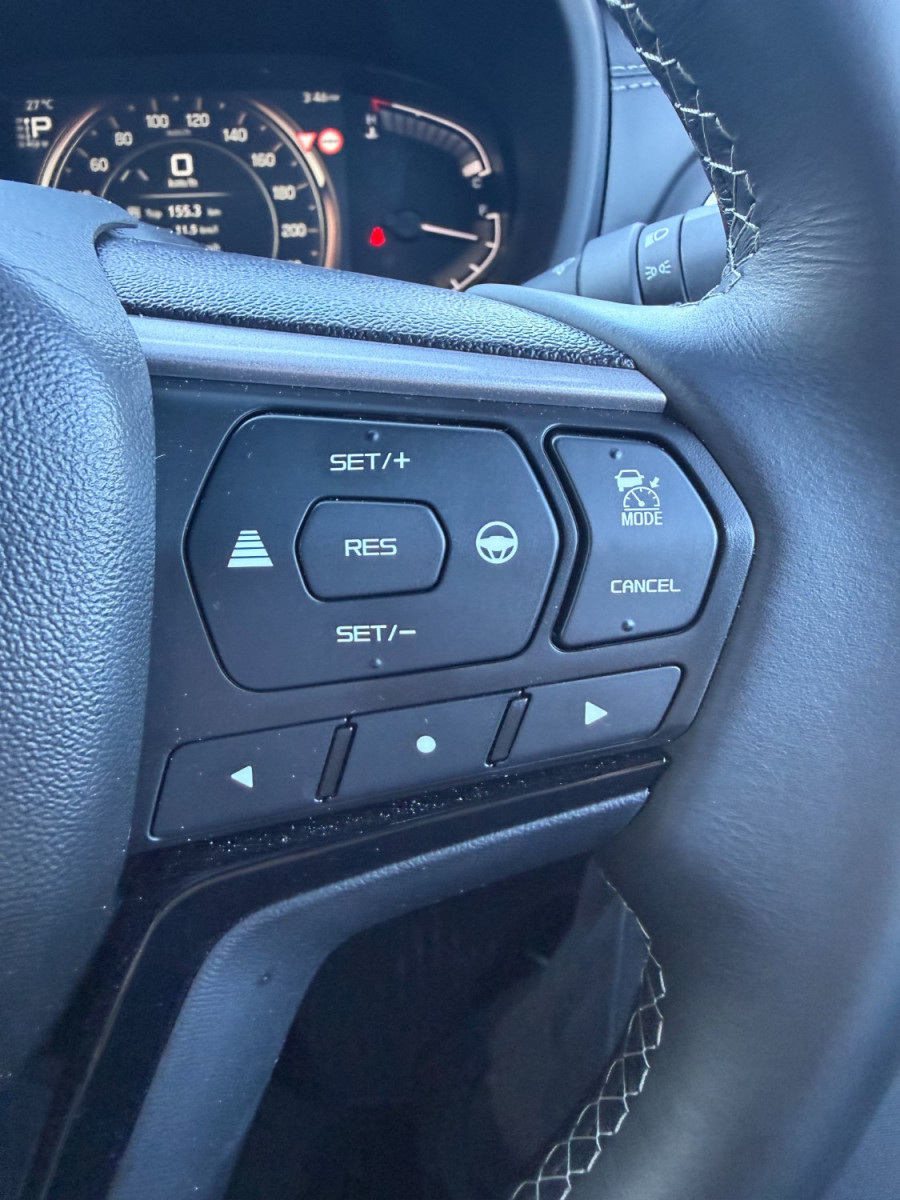 2025 MY25.5 Isuzu MU-X RJ LS-T SUV Image 17