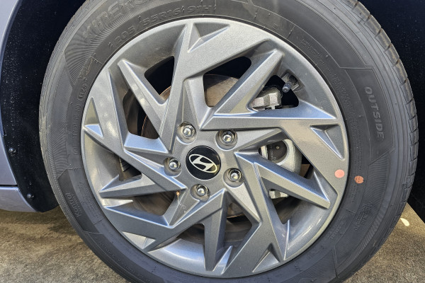 2026 Hyundai i30 CN7.V4  Sedan Image 9