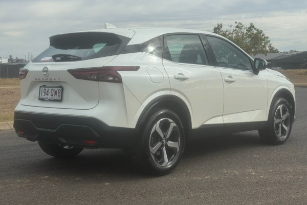 2023 Nissan QASHQAI J12 ST SUV Image 3