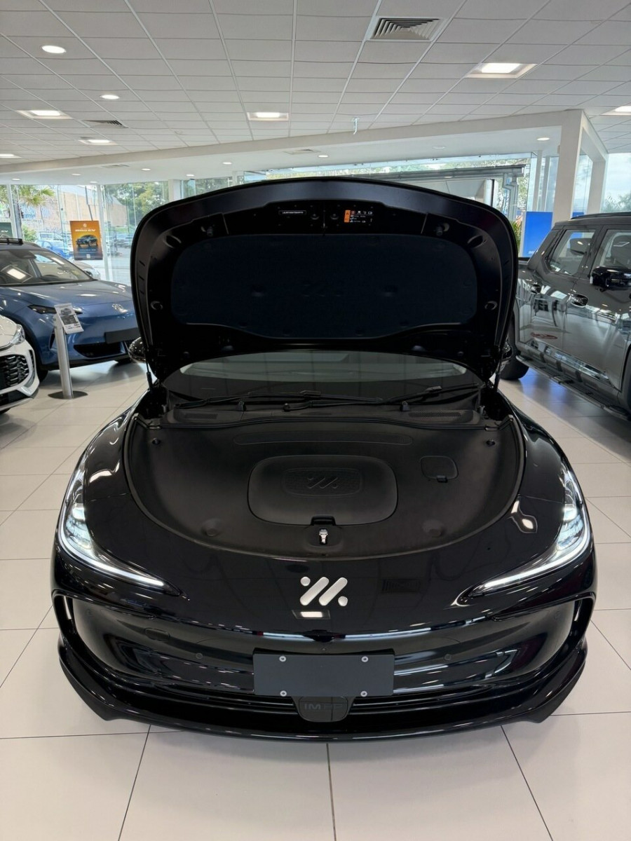 2025 MG IM6 S12L Premium SUV Image 18