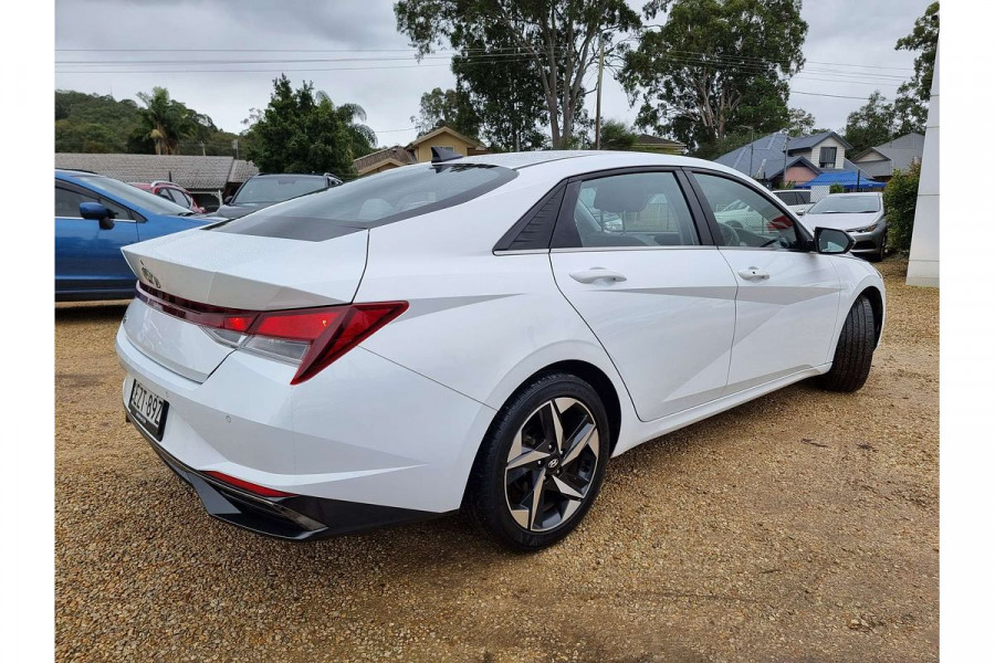 2021 Hyundai i30 CN7.V1 Elite Sedan Image 7
