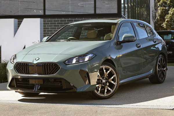 2026 BMW 1 Series F70 118 M Sport Hatch image 3
