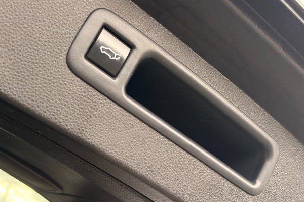 2021 Toyota Kluger GSU70R Grande SUV Image 8