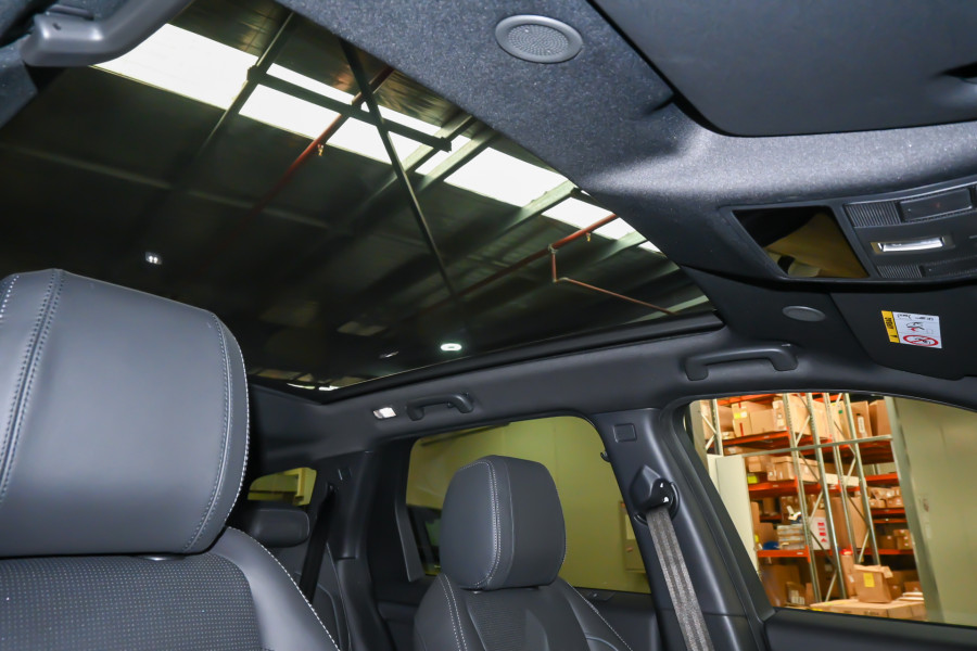 2026 Land Rover Discovery Sport L550 P250 Metropolitan SUV