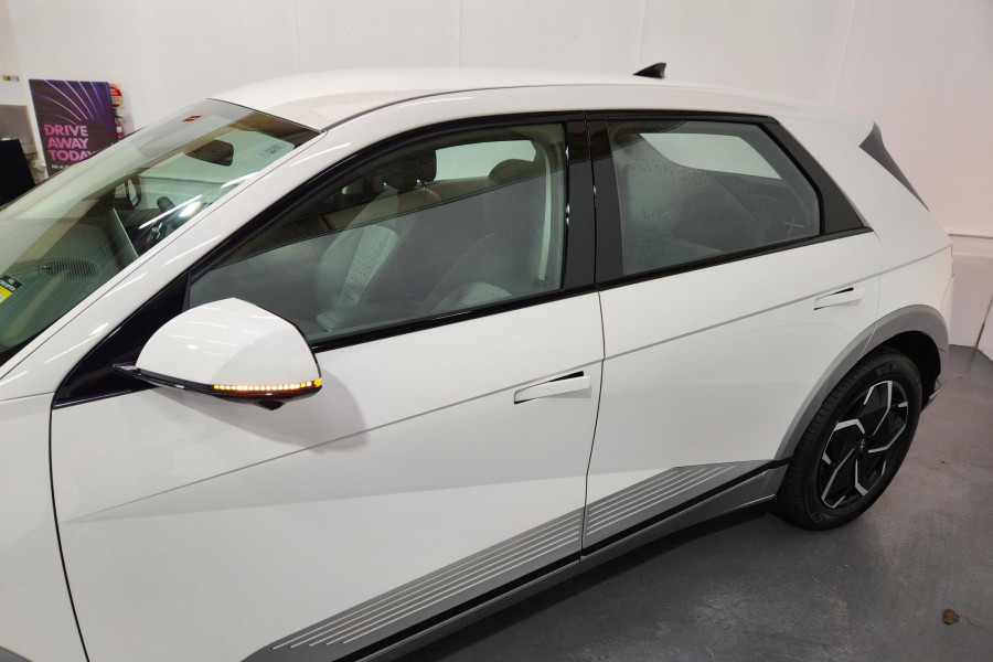 2024 Hyundai IONIQ 5 NE.V4  Wagon Image 8
