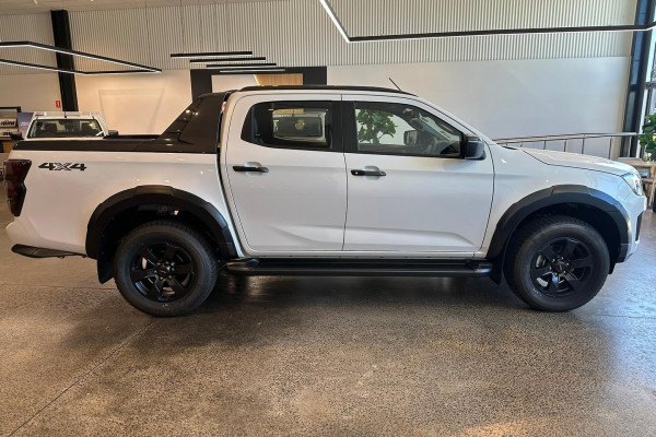 2026 MY25.5 Isuzu D-MAX RG X-TERRAIN Ute Image 3