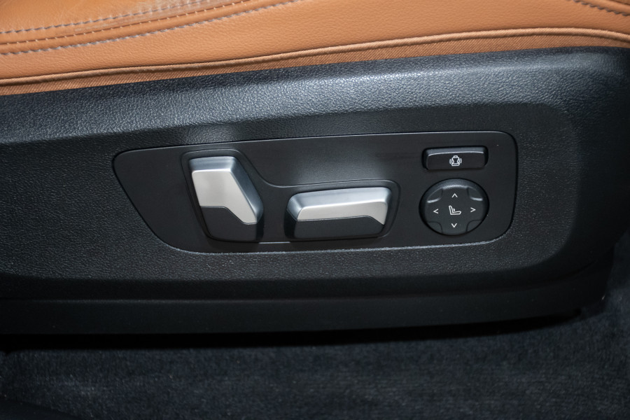 2021 BMW X5 xDrive30d SUV Image 15