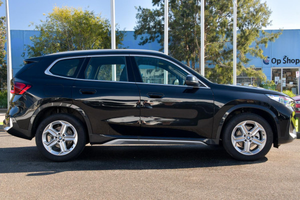 2025 BMW X1 U11 sDrive18i SUV image 3