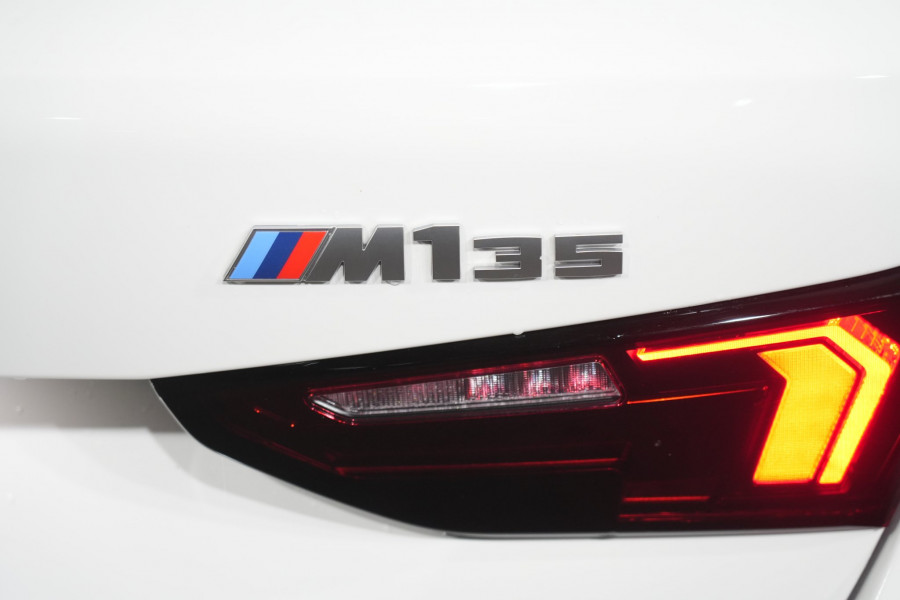 2024 BMW 1 Series M135 xDrive Hatch Image 9