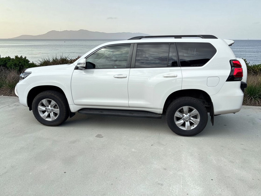 2018 Toyota LandCruiser Prado GDJ150R GXL SUV Image 6