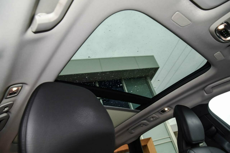 2019 MY20 Volvo XC60 UZ MY20 T5 AWD Momentum Suv Image 12