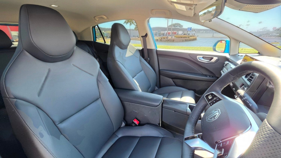 2026 MG MG4 EV Urban AH4E Essence 43 Hatch Image 2