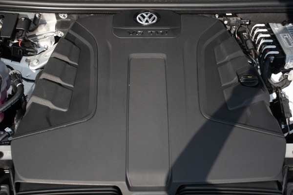 2025 MY26 Volkswagen Touareg RC 170TDI SUV Image 25