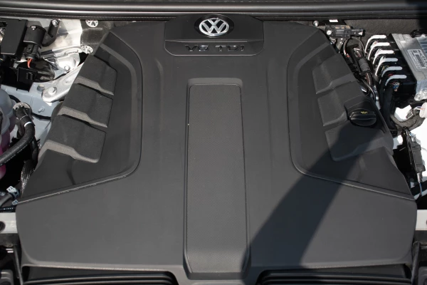 2025 MY26 Volkswagen Touareg RC 170TDI SUV Image 25