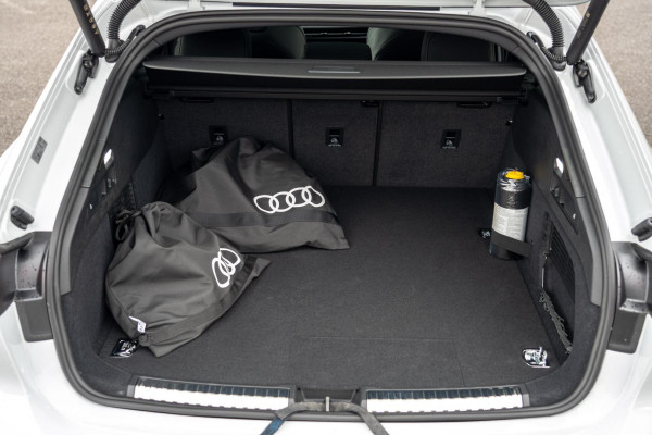 2025 Audi A5 B10 e-hybrid S-Line Wagon image 22