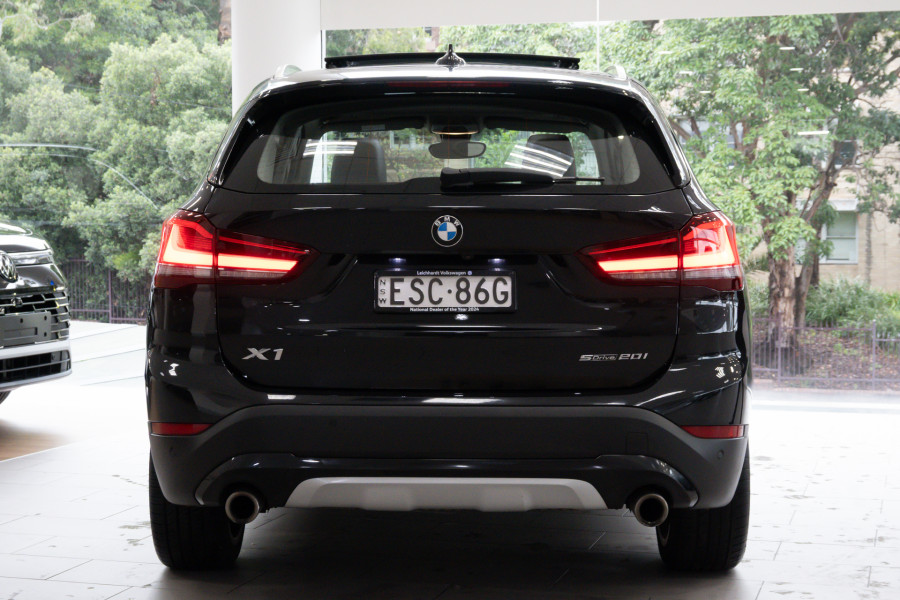 2022 BMW X1 F48 LCI sDrive20i SUV Image 5