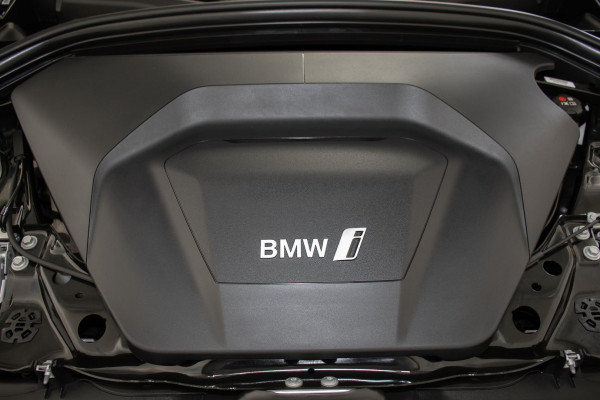 2024 BMW iX2 U10 eDrive20 M Sport SUV image 24