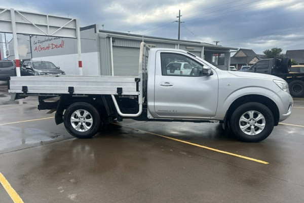 2017 Nissan Navara D23 Series 3 RX Cab Chassis