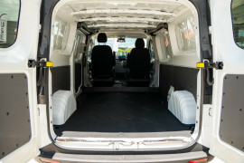 2024 LDV Deliver 7   Van
