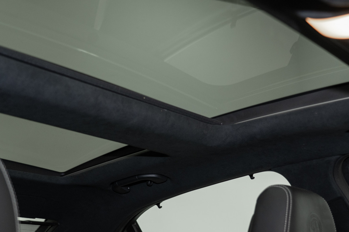 2015 Mercedes-Benz E63 Amg S Sedan Image 5