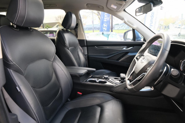 2022 MY23 LDV D90 SV9A Executive SUV Image 14