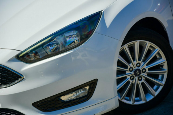 2017 Ford Focus LZ Sport Hatch Image 5