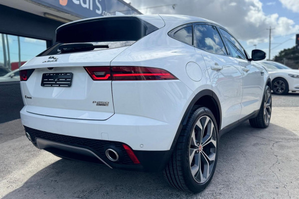 2019 Jaguar E-PACE X540 P250 SE SUV Image 5