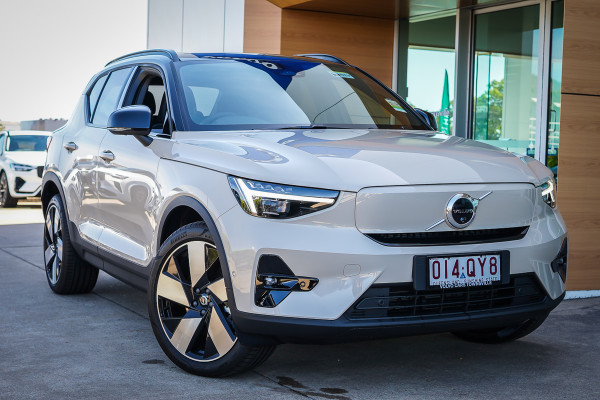 2026 Volvo EX40  Ultra Twin Motor Performance SUV