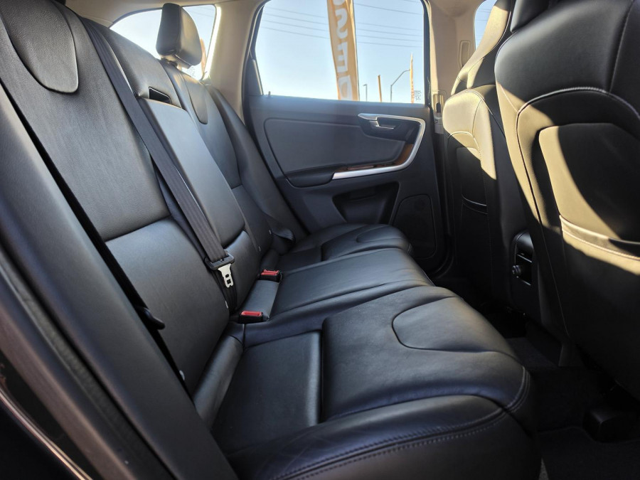 2016 Volvo XC60 UZ T5 Luxury SUV Image 18