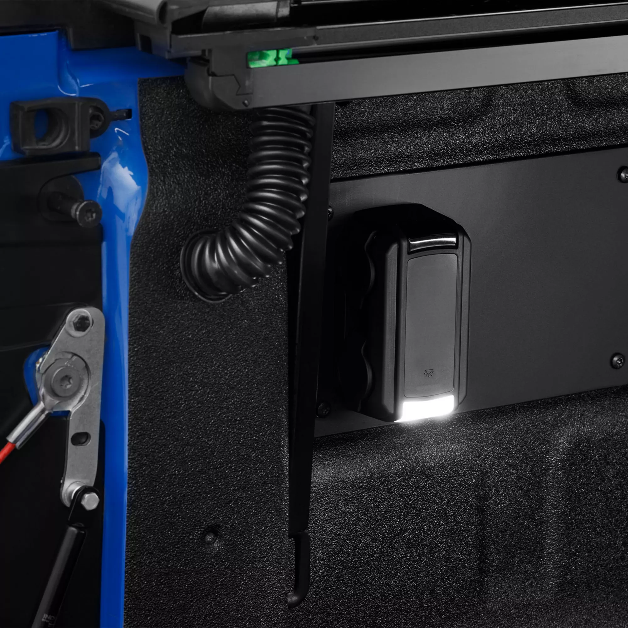 Smart power outlet