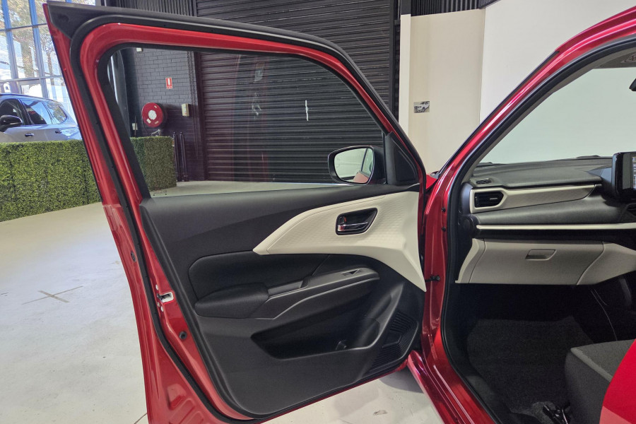 2024 Suzuki Swift Hybrid UZ Hybrid Plus Hatch Image 11