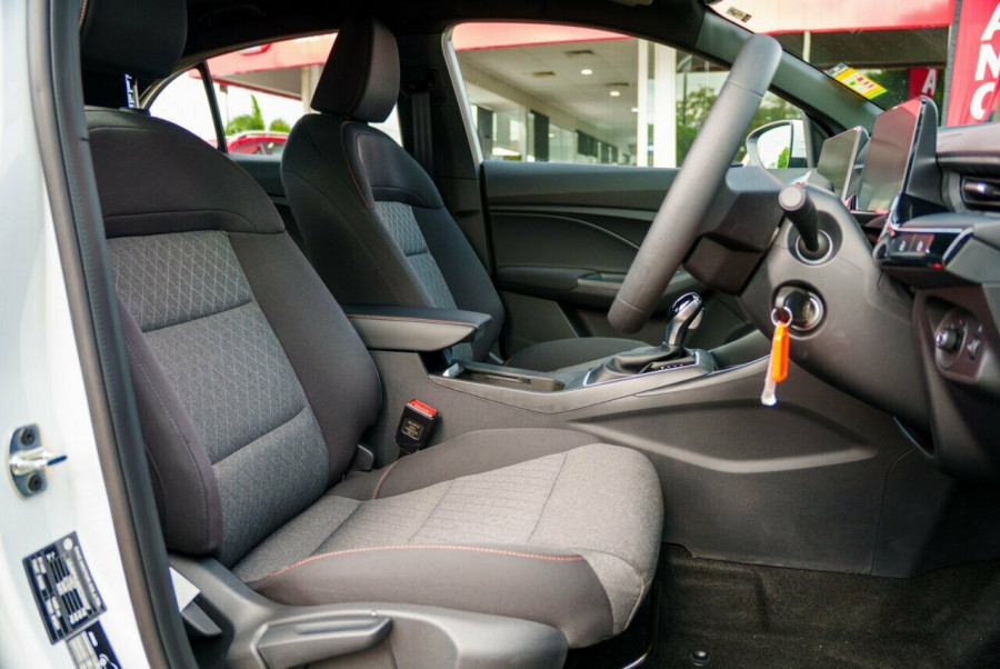 2025 MY25.5 MG MG3 ZP22 Vibe Hatch Image 17