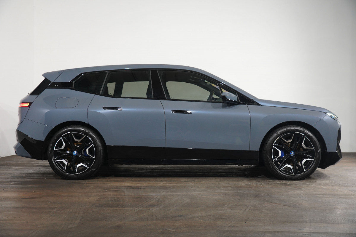 2022 BMW Ix Xdrive40 Sport SUV Image 4