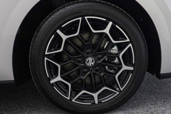 2026 MG MG4 EV Urban AH4E Essence 54 Hatch Image 2