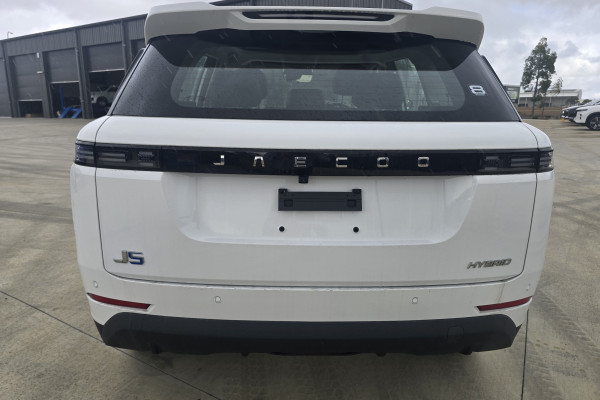 2026 Jaecoo J5  Summit SUV Image 6