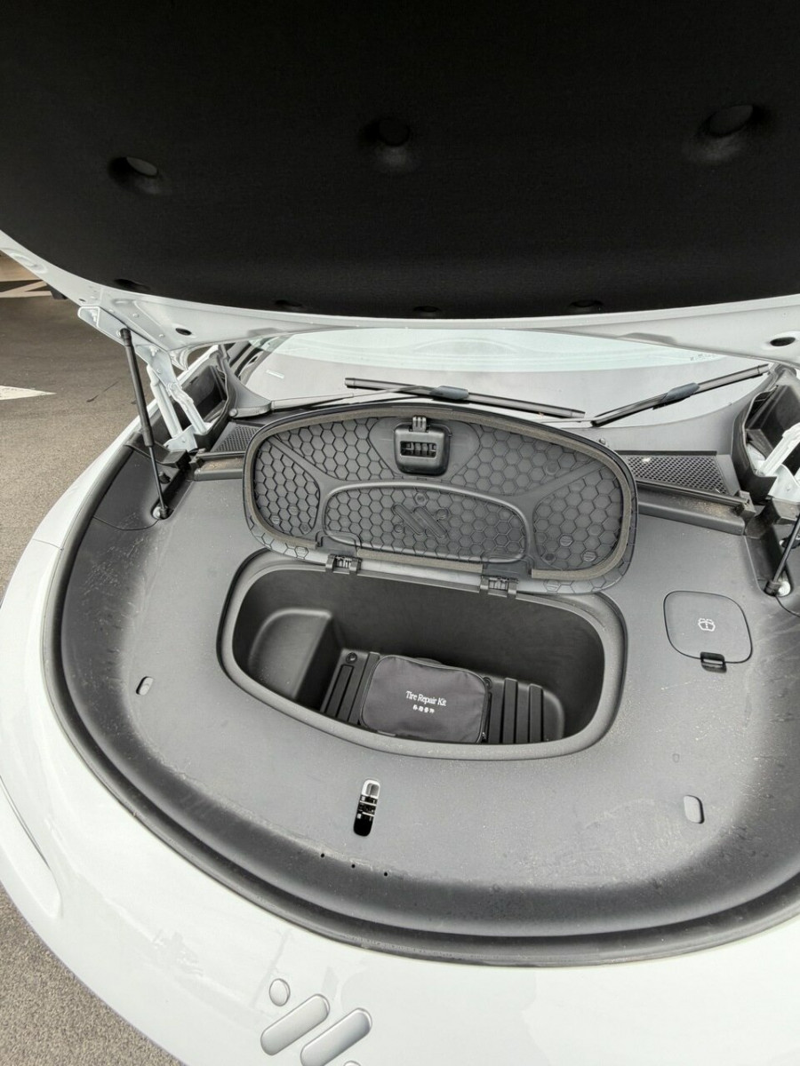 2026 MG IM6 S12L Platinum Wagon Image 16