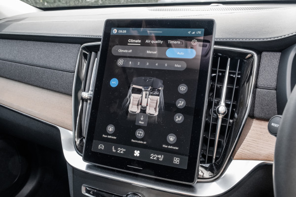 2026 Volvo XC90 L Series Plus B5 Bright SUV Image 15