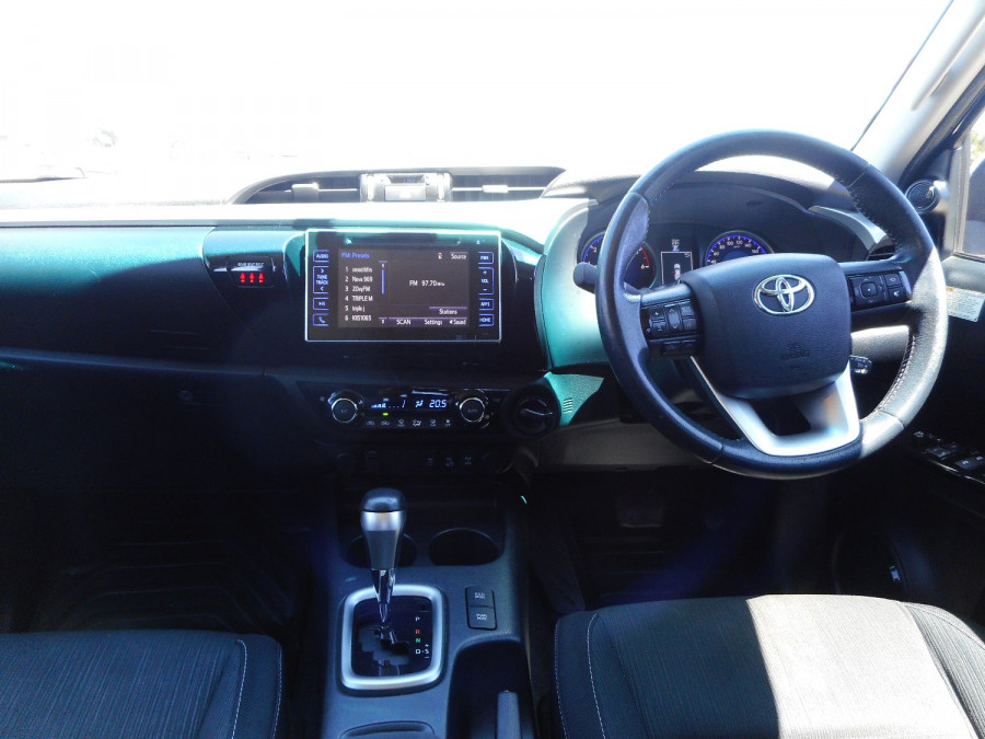 2016 Toyota HiLux GUN126R SR5 Utility Image 14