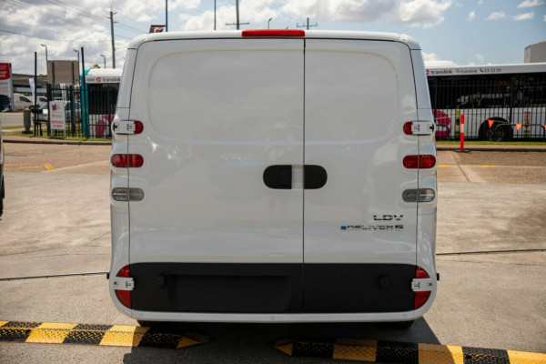 2026 LDV eDeliver 5 EVA1C Low Roof LWB Van Image 3