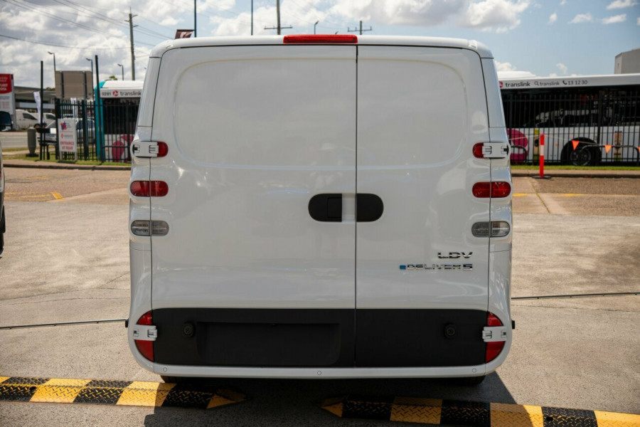 2026 LDV eDeliver 5 EVA1C Low Roof LWB Van Image 3